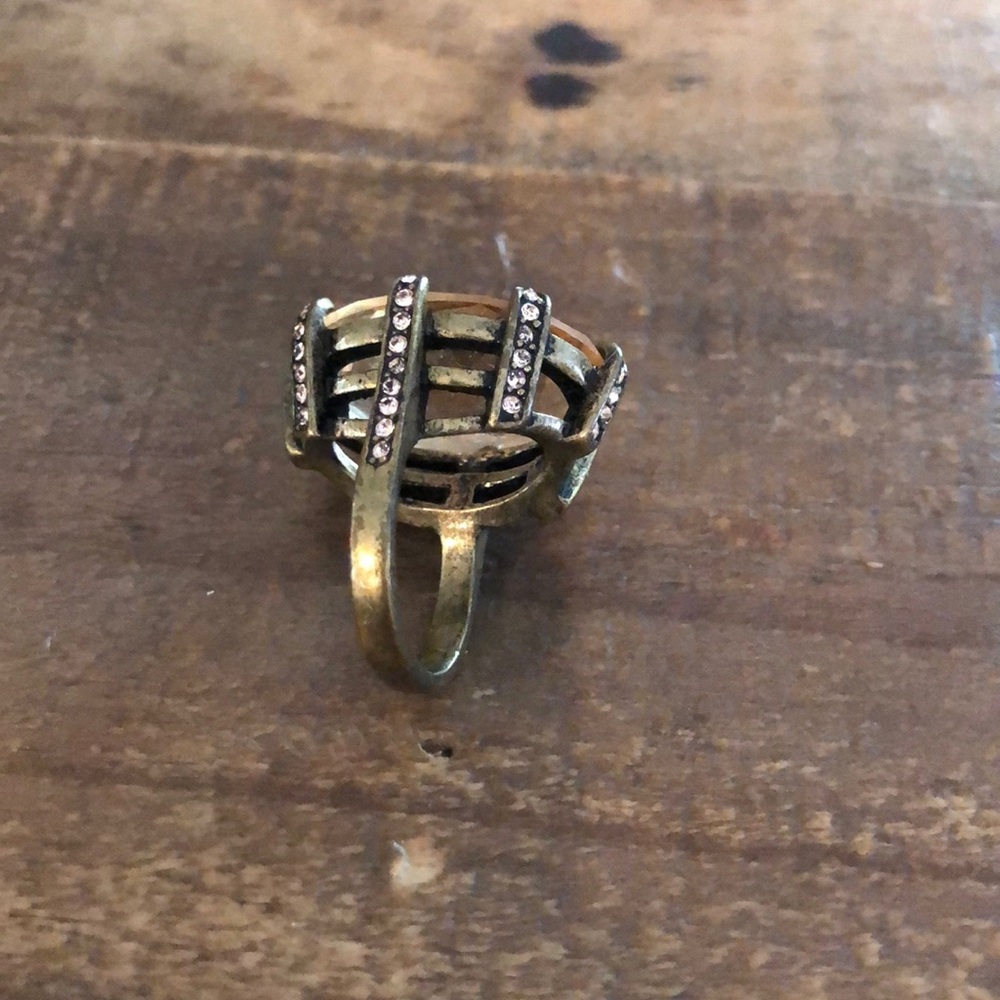 Ring - Picture 2 of 4